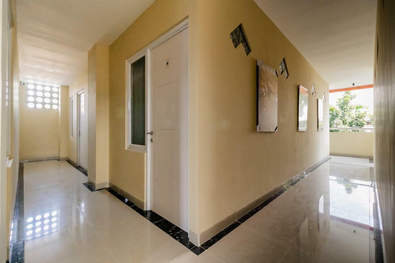 Reddoorz Near Plaza Atrium Senen Jacarta Exterior foto