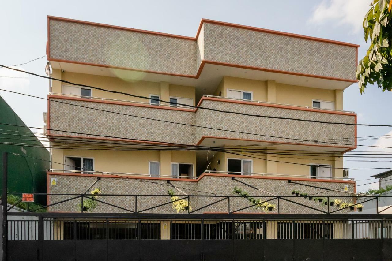 Reddoorz Near Plaza Atrium Senen Jacarta Exterior foto